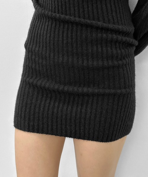 LVEU.(ラブユ.)の「【LVEU.】オープンネックニットミニワンピース / ワンピース ワンピ ミニ ミニワンピ パフスリーブ ニット リブ Uネック ブラック グレー(ワンピース・レディース・グレー/ブラック・FREE)」の20枚目の写真