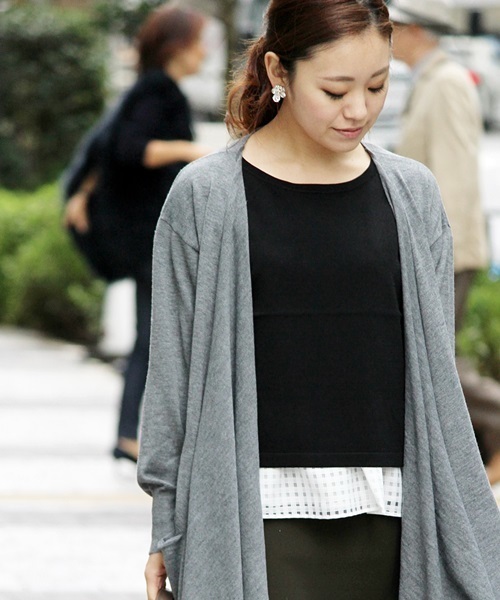 La TOTALITE(ラトータリテ)の「レースタンクツキプルオーバー◆(ニット/セーター・レディース・ブラック/ホワイト/ブルー系その他・FREE)」の1枚目の写真