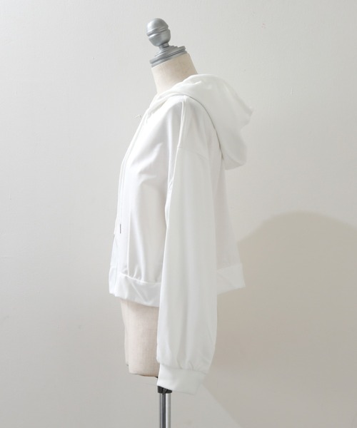 Cheek（チーク）の「クロップドZIPパーカー（パーカー・レディース・オフホワイト/ブラック・MEDIUM）」の14枚目の写真