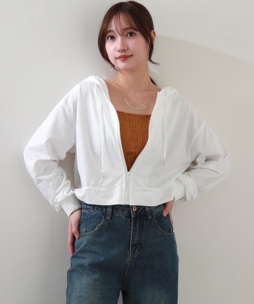 Cheek（チーク）の「クロップドZIPパーカー（パーカー・レディース・オフホワイト/ブラック・MEDIUM）」の3枚目の写真