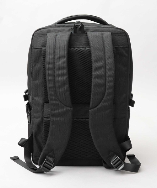 REGiSTA(レジスタ)の「スクエア型 PC収納対応 多収納 大きめサイズ ビジネスリュック(バックパック/リュック・メンズ・ブラック・FREE)」の3枚目の写真