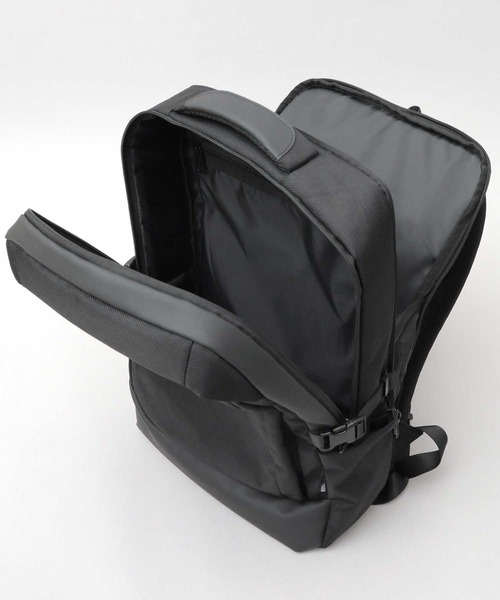 REGiSTA(レジスタ)の「スクエア型 PC収納対応 多収納 大きめサイズ ビジネスリュック(バックパック/リュック・メンズ・ブラック・FREE)」の15枚目の写真
