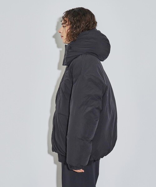 tk.TAKEO KIKUCHI（ティーケータケオキクチ）の「◆NANGA × tk.TAKEO KIKUCHI 別注ダウンジャケット（ダウンジャケット/コート・メンズ・ライトグレー/ブラック・02/03）」の4枚目の写真