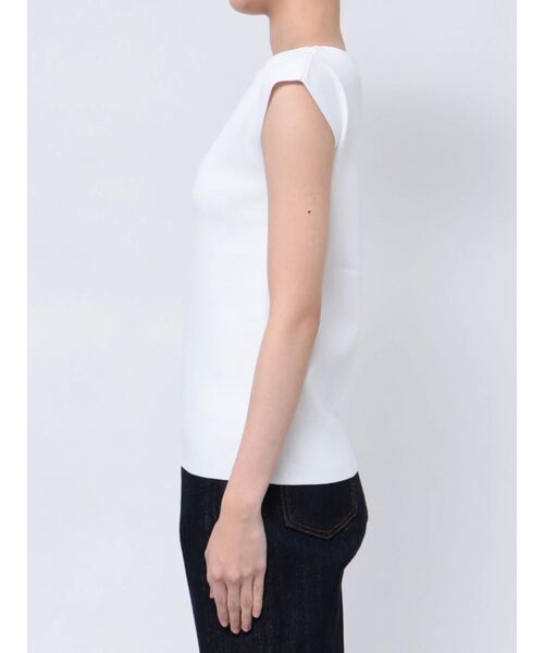 LAGUNAMOON(ラグナムーン)の「ミニマルボートネックニットプルオーバー(ニット/セーター・レディース・ホワイト/ブラック/オレンジ・FREE)」の6枚目の写真