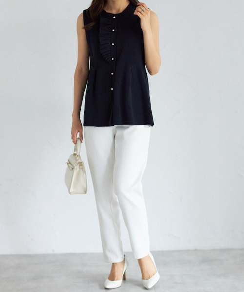 tocco closet（トッコ　クローゼット）の「【ZOZO限定】フロントフリルパールトップス（Tシャツ/カットソー・レディース・ブラック/オフホワイト・M）」の15枚目の写真