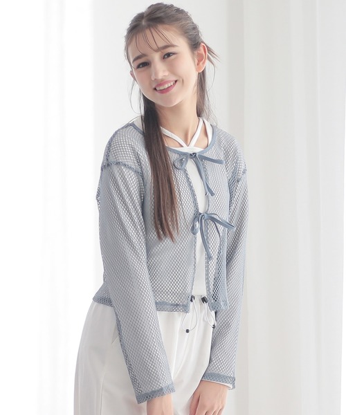 BISKEE(ビスキー)の「【セットアイテム】 リボンメッシュカーディガン×スクエアネックカットソー(140cm~160cm)(Tシャツ/カットソー・キッズ・サックスブルー/ブラック・140cm/150cm/160cm)」の1枚目の写真