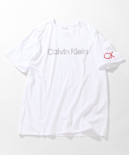 Calvin Klein(カルバン・クライン)の「【Calvin Klein/カルバンクライン】Logo T-Shirt/CKロゴ 半袖クルーネックTシャツ レギュラーフィット(Tシャツ/カットソー・メンズ・ブラック/ホワイト・S/M/L/XL)」の2枚目の写真