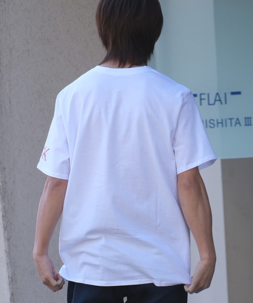Calvin Klein(カルバン・クライン)の「【Calvin Klein/カルバンクライン】Logo T-Shirt/CKロゴ 半袖クルーネックTシャツ レギュラーフィット(Tシャツ/カットソー・メンズ・ブラック/ホワイト・S/M/L/XL)」の8枚目の写真