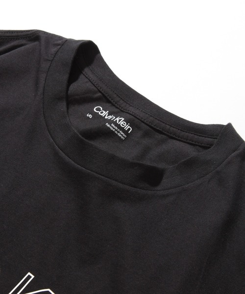Calvin Klein(カルバン・クライン)の「【Calvin Klein/カルバンクライン】Logo T-Shirt/CKロゴ 半袖クルーネックTシャツ レギュラーフィット(Tシャツ/カットソー・メンズ・ブラック/ホワイト・S/M/L/XL)」の4枚目の写真