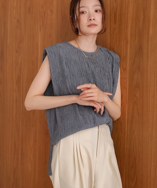 Bab(バブ)の「シャイニー楊柳ノースリーブカットソー(Tシャツ/カットソー・レディース・アイボリー/ブラック/チャコールグレー・FREE)」の11枚目の写真