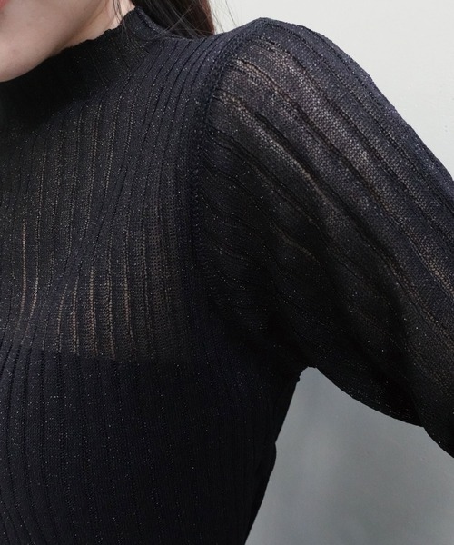 CORNERS（コーナーズ）の「ラメシアーハイネック半袖ニット（ニット/セーター・レディース・ブラック・M）」の2枚目の写真