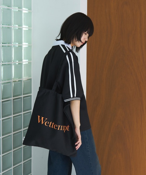 WETTEMPT(ウィテンプト)の「LOGO TOTE BAG / ロゴトートバッグ(トートバッグ・メンズ・ブルー/ブラック/アイボリー・ONESIZE)」の2枚目の写真