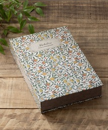 Jubilee（ジュビリー）の「本型小物入れ ウィリアムモリス柄 Jubilee ブックケース（収納グッズ）」