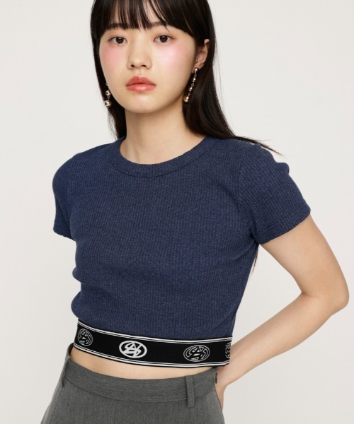 SLY(スライ)の「JQ SLY LOGO CROP T/SH ジャガード スライ ロゴ クロップ ティーシャツ(Tシャツ/カットソー・レディース・杢グレー/ブラック/ネイビー/オレンジ・FREE)」の3枚目の写真