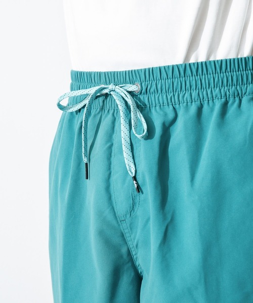 Quiksilver（クイックシルバー）の「QUIKSILVER　EVERYDAY SOLID VOLLEY 19（水着・メンズ・ブラック/ブルー・MEDIUM/LARGE）」の15枚目の写真