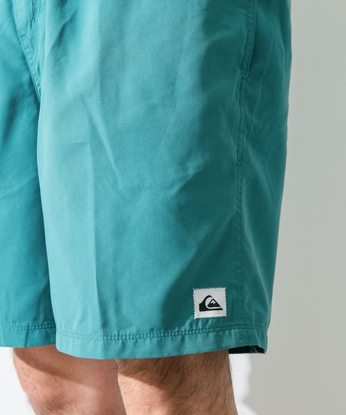 Quiksilver（クイックシルバー）の「QUIKSILVER　EVERYDAY SOLID VOLLEY 19（水着・メンズ・ブラック/ブルー・MEDIUM/LARGE）」の16枚目の写真