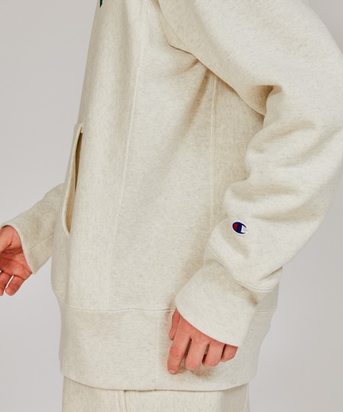 Champion(チャンピオン)の「【Champion/チャンピオン】メンズ リバースウィーブ(R) フーデッドスウェットシャツ(パーカー・メンズ・レッド/シルバーグレー/モカ/ブラック/ダークネイビー/オートミール・MEDIUM/X-LARGE/LARGE)」の10枚目の写真