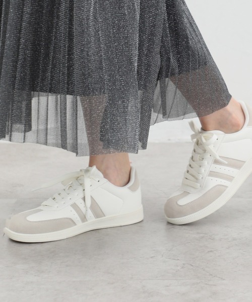 Honeys（ハニーズ）の「ラインコートスニーカー（スニーカー・レディース・ブラック/ホワイト/ブラック×ホワイト・S/M/L/LL）」の6枚目の写真