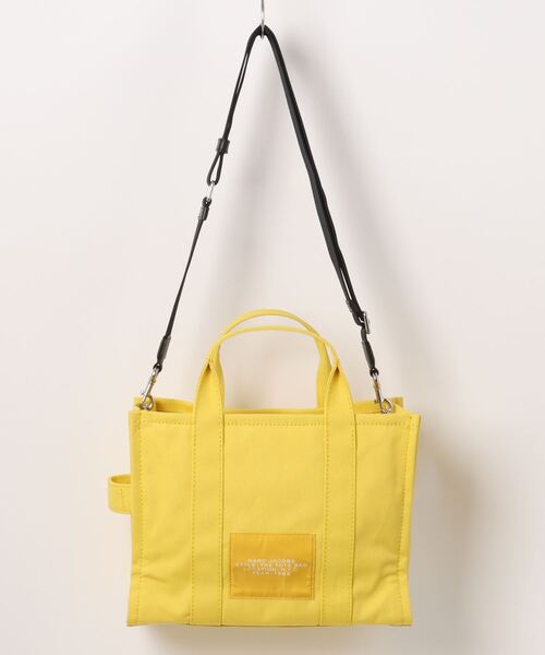MARC JACOBS(マークジェイコブス)の「【オンライン限定】THE CANVAS MEDIUM TOTE BAG/ザ キャンバス ミディアム トート バッグ(トートバッグ・レディース・ライトイエロー・ONE SIZE)」の10枚目の写真