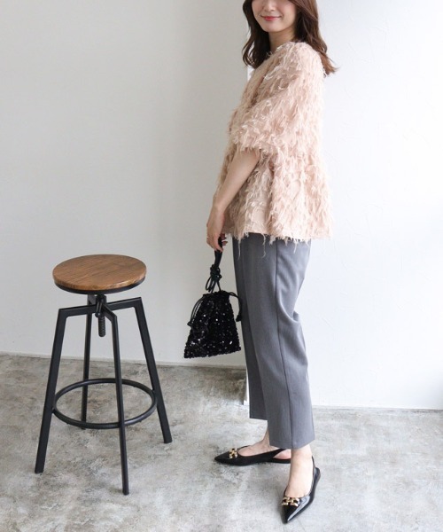 Pierrot（ピエロ）の「ジャカードギャザーフレアブラウス（シャツ/ブラウス・レディース・アイボリー/ピンクベージュ/ブラック・L/M）」の16枚目の写真