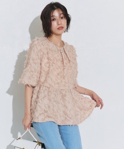 Pierrot（ピエロ）の「ジャカードギャザーフレアブラウス（シャツ/ブラウス・レディース・アイボリー/ピンクベージュ/ブラック・L/M）」の21枚目の写真