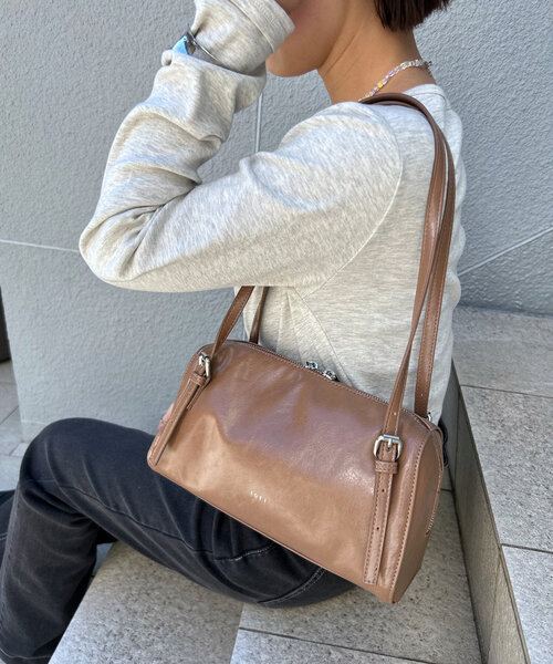 mystic(ミスティック)の「loti ワイドボストンバッグ(トートバッグ・レディース・イエロー/カーキ/ブラウン/ブラック/シルバー/ボルドー/ピンク/ブラウン系その他2・ONE SIZE)」の20枚目の写真