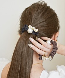 styiro（スタイロ）の「ビジューくしゅくしゅヘアゴム（ヘアゴム）」