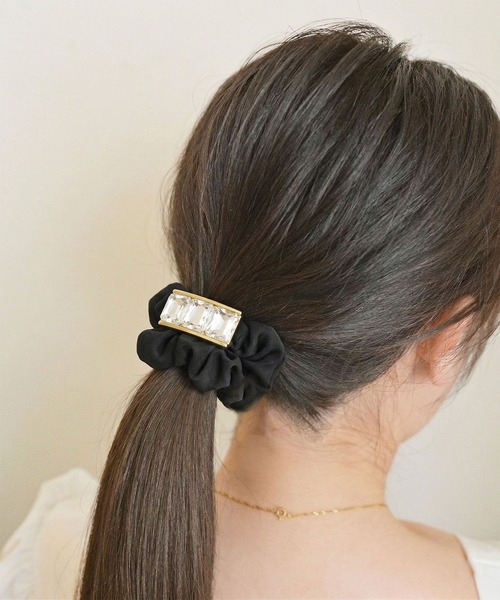styiro(スタイロ)の「ビジューくしゅくしゅヘアゴム(ヘアゴム・レディース・ブラウン/ブラック系3/ブラウン系その他3/ブラック系2/ブラウン系その他2/ブラック・FREE)」の22枚目の写真