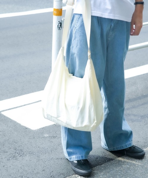 BEN DAVIS(ベンデイビス)の「【BEN DAVIS/ベンデイビス】ナイロンショルダーバッグ BDW-8365(バックパック/リュック・メンズ・ブラック/カーキ/オフホワイト/ベージュ・FREE)」の16枚目の写真