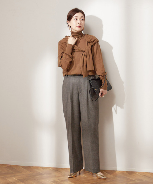 journal standard L'essage(ジャーナルスタンダードレサージュ)の「ソフトコットンタートルネックプルオーバー(ニット/セーター・レディース・キャメル/ホワイト/ブラック・FREE)」の8枚目の写真