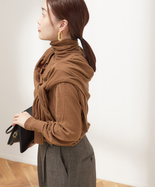 journal standard L'essage(ジャーナルスタンダードレサージュ)の「ソフトコットンタートルネックプルオーバー(ニット/セーター・レディース・キャメル/ホワイト/ブラック・FREE)」の12枚目の写真
