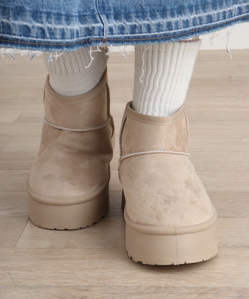 kitson(キットソン)の「KITSON キラキラ ホットフィクス フェイクムートンファー 防寒 厚底 ショート ブーツ(ブーツ・レディース・ブラック系その他/ベージュ・LL/L/M/S)」の7枚目の写真