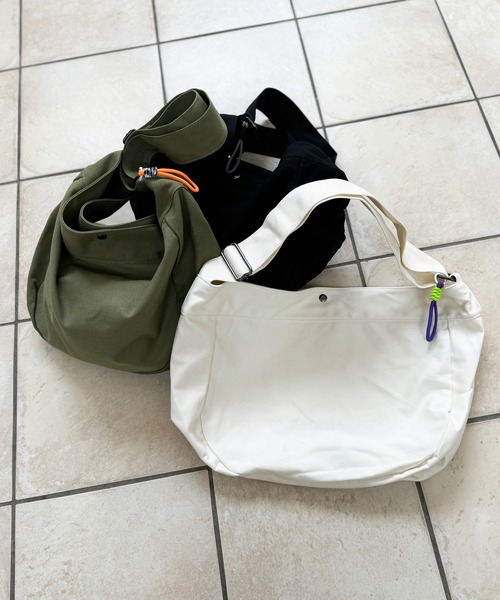 NOLITA LABORATORY（ノリータラボラトリー）の「【 NOLITA / ノリータ 】 キャンバス ショルダートート（ショルダーバッグ・レディース・ブラック/カーキ/ホワイト・FREE）」の13枚目の写真