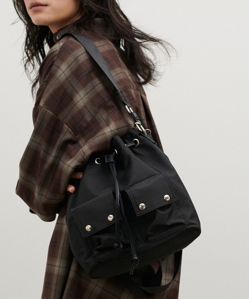 ブラック ナイロン 巾着バッグ 大容量ナイロン巾着トートバッグ | Bagoodtimeshop