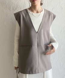 She's Closet（シーズクローゼット）の「サイドスリット入り深Vネックプルオーバージレベスト（ベスト・レディース）」