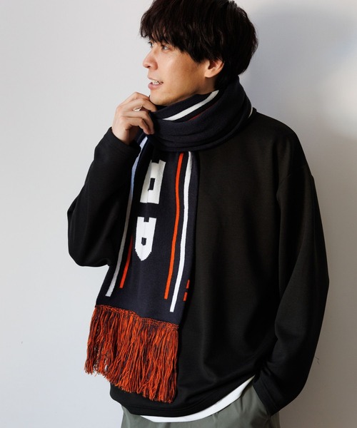 LAKOLE（ラコレ）の「スタジアムマフラー / 140060（マフラー・メンズ・ブラック/ライトグレー/ネイビー・FREE）」の3枚目の写真
