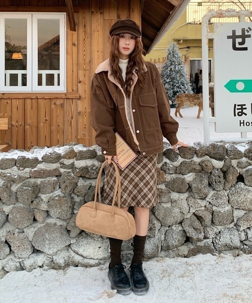 LAC-VERT（ラック・ヴェール）の「インナーファーデニムステッチブルゾン（ブルゾン・レディース・ブラック/グレー/ブラウン・FREE）」の20枚目の写真