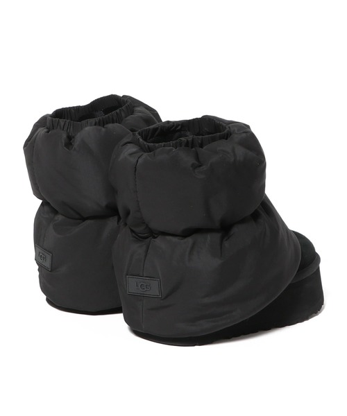 ESTNATION(エストネーション)の「UGG / クラシック ミニ ディッパー パファー ブーツ(ブーツ・レディース・ブラック・7/8/6)」の6枚目の写真