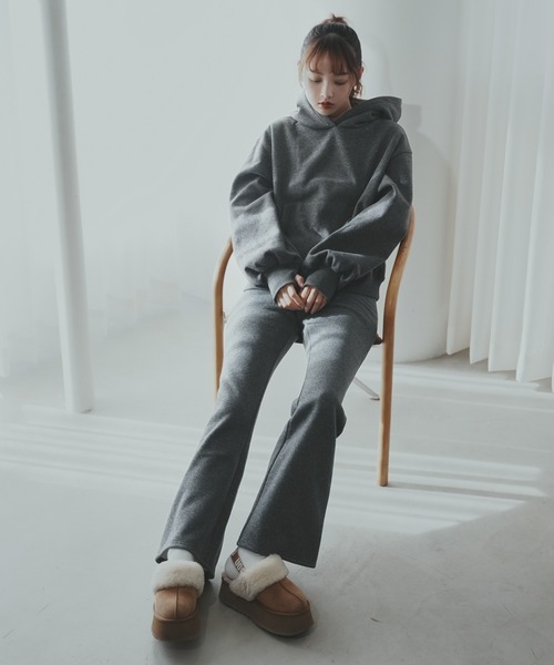 【美品】Lallana⭐︎ラメフーディーブラック⭐︎パーカー Lallana（ララーナ）の「ラメフーディー（パーカー）」 - WEAR