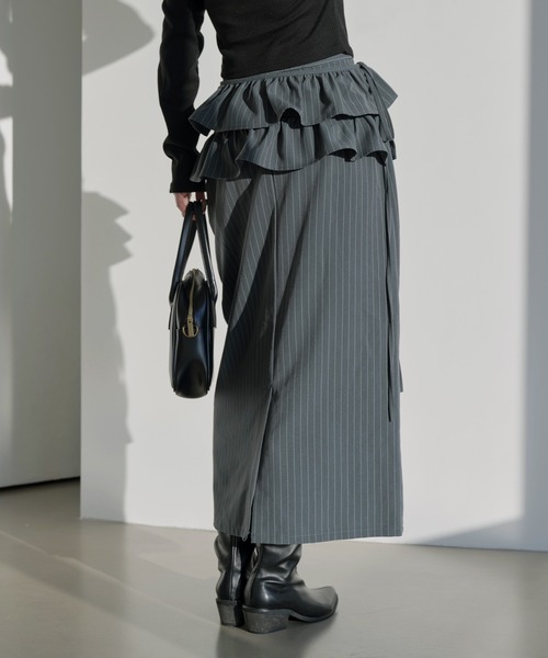 UNE MANSION（ユヌマンション）の「【UNE ORIGINAL】【スカート＆ビスチェ2WAY仕様】ストライプフリルベルトラップスカートビスチェ（スカート・レディース・グレー/ネイビー/ブラック・FREE）」の15枚目の写真