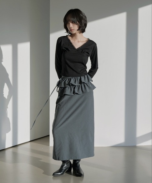 UNE MANSION（ユヌマンション）の「【UNE ORIGINAL】【スカート＆ビスチェ2WAY仕様】ストライプフリルベルトラップスカートビスチェ（スカート・レディース・グレー/ネイビー/ブラック・FREE）」の20枚目の写真