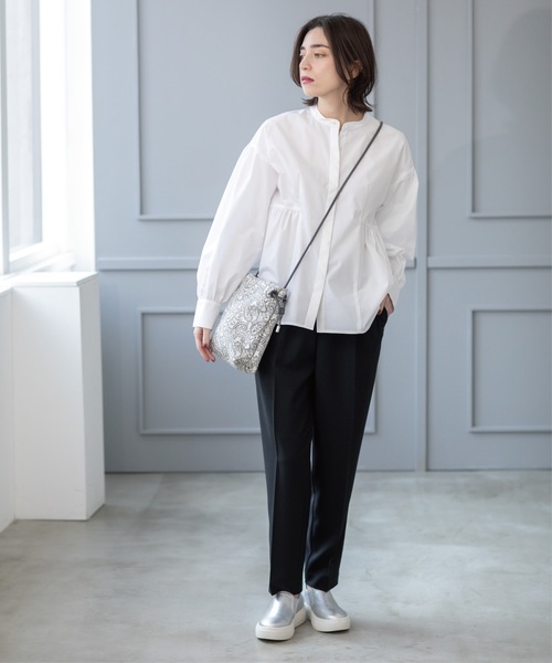 OPAQUE.CLIP（オペークドットクリップ）の「バンドカラーペプラムシャツ【洗濯機洗い可】（シャツ/ブラウス・レディース・パープル/ホワイト/ブルー系7/ホワイト系3・38/40/36/42）」の12枚目の写真