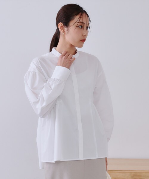 OPAQUE.CLIP（オペークドットクリップ）の「バンドカラーペプラムシャツ【洗濯機洗い可】（シャツ/ブラウス・レディース・パープル/ホワイト/ブルー系7/ホワイト系3・38/40/36/42）」の8枚目の写真