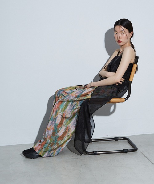 NOMINE(ノミネ)の「水彩アート ニュアンス柄 タックパンツ(その他パンツ・レディース・オレンジ/グリーン/グレイッシュブルー/その他1/その他2/その他3/その他・S/M)」の16枚目の写真