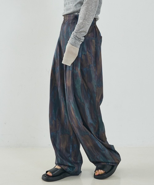 NOMINE(ノミネ)の「水彩アート ニュアンス柄 タックパンツ(その他パンツ・レディース・オレンジ/グリーン/グレイッシュブルー/その他1/その他2/その他3/その他・S/M)」の22枚目の写真