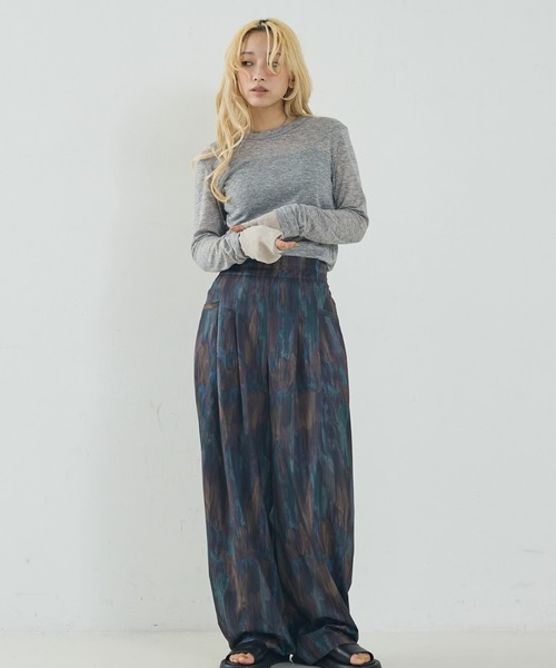 NOMINE(ノミネ)の「水彩アート ニュアンス柄 タックパンツ(その他パンツ・レディース・オレンジ/グリーン/グレイッシュブルー/その他1/その他2/その他3/その他・S/M)」の20枚目の写真