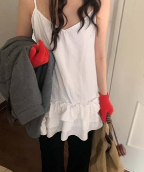 FREE STYLISTS(フリー スタイリスト)の「YUGA_YGMC ティアードフリルキャミソール(キャミソール・レディース・ホワイト/ブラック・FREE)」の9枚目の写真