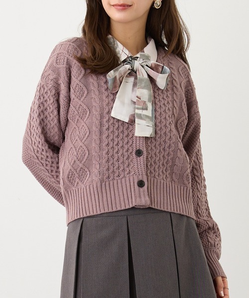 NICOLE CLUB(ニコル クラブ)の「ケーブルニットカーディガン(カーディガン/ボレロ・レディース・その他/ピンク/オフホワイト・FREE)」の2枚目の写真