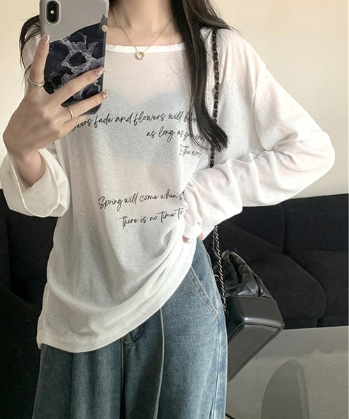 ALTROSE(アルトローズ)の「シアー ロゴ オーバーサイズ プリント ロンT(Tシャツ/カットソー・レディース・ブラック/ホワイト・FREE)」の3枚目の写真