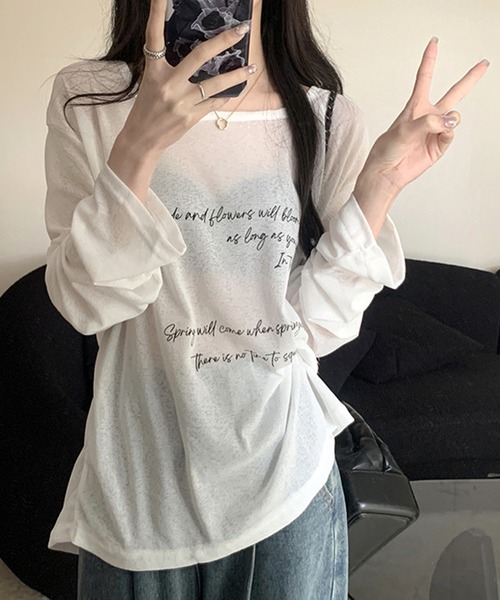 ALTROSE(アルトローズ)の「シアー ロゴ オーバーサイズ プリント ロンT(Tシャツ/カットソー・レディース・ブラック/ホワイト・FREE)」の4枚目の写真